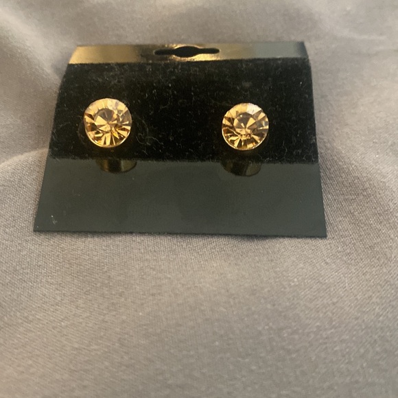 Round Stud Earrings Natural Citrine with post backing. New. - Picture 2 of 13